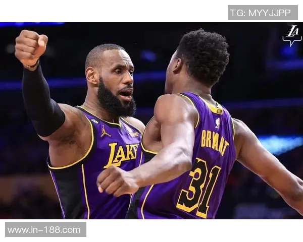 替补三巨头联手发威克里斯蒂克莱布威合力轰下36分助球队逆转胜利