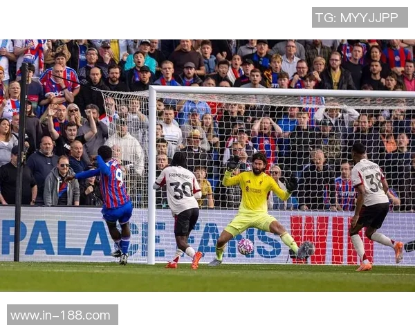 曼联2025年精彩回顾：马奎尔绝杀利物浦与5-4惊险战胜里昂